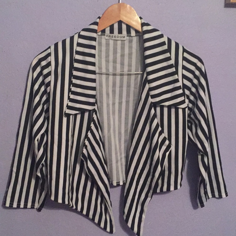 Striped cropped blazer